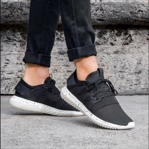 Adidas Original Tubular Viral Size: 9 Core Black